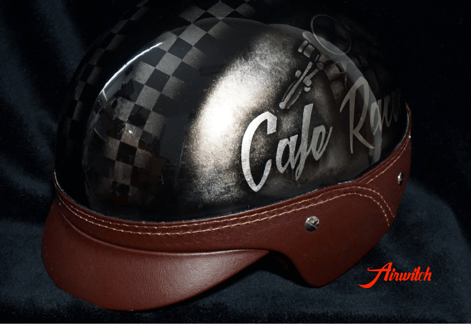 Helm Custom Painting Cafe Racer in silber-schwarz