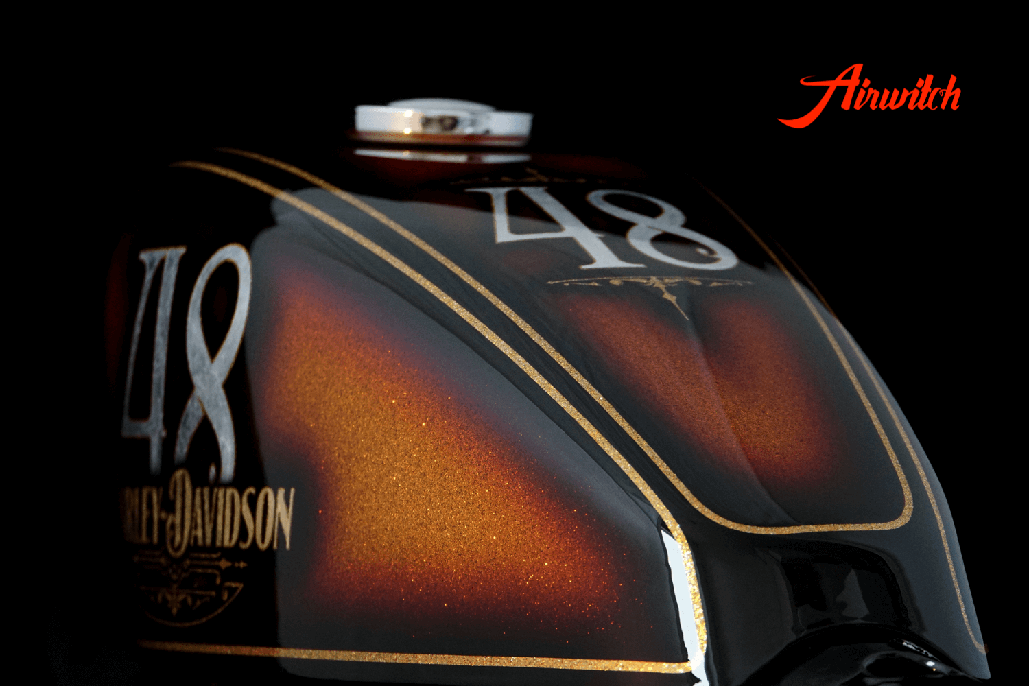 Harley Davidson Oldschool Metalflakes Peanut Tank Sporster 48 Custom Paint in Gold-Braun