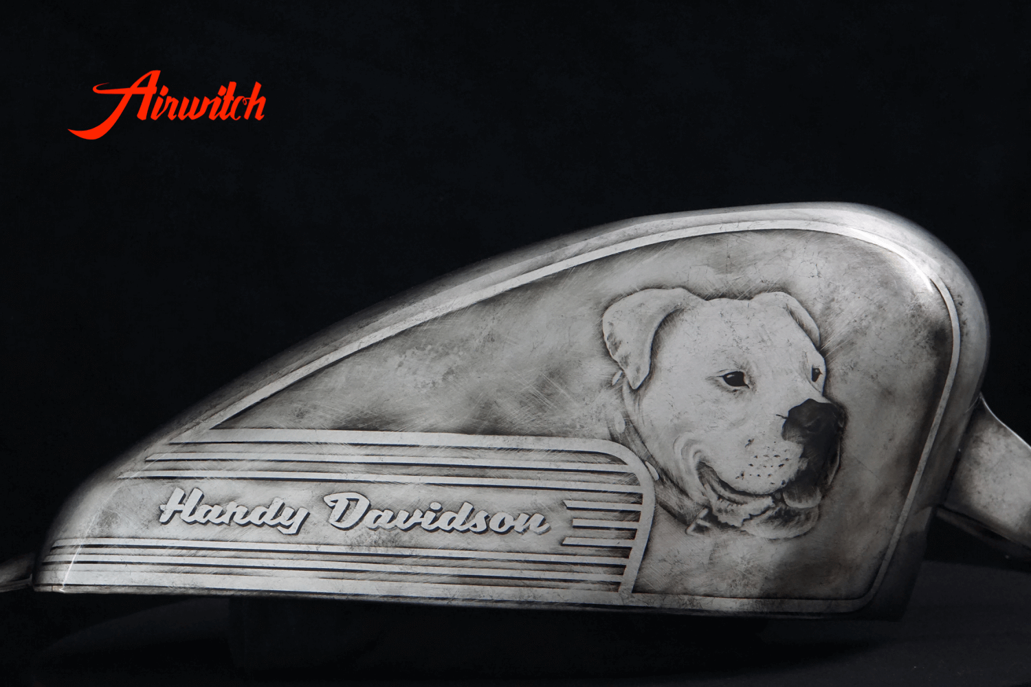 Custom Paint Harley Davidson Sportster 48 Tank Bobber mit Blattsilber - old silver with ancient look 