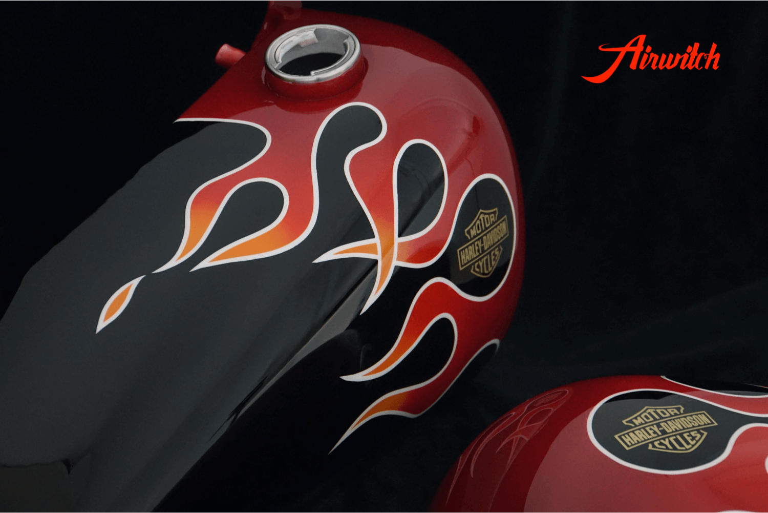 Custom Paint Fireball Red Flames Harley Davidson Wide Glide FXWG 1980 AMF Original Nachlackierung