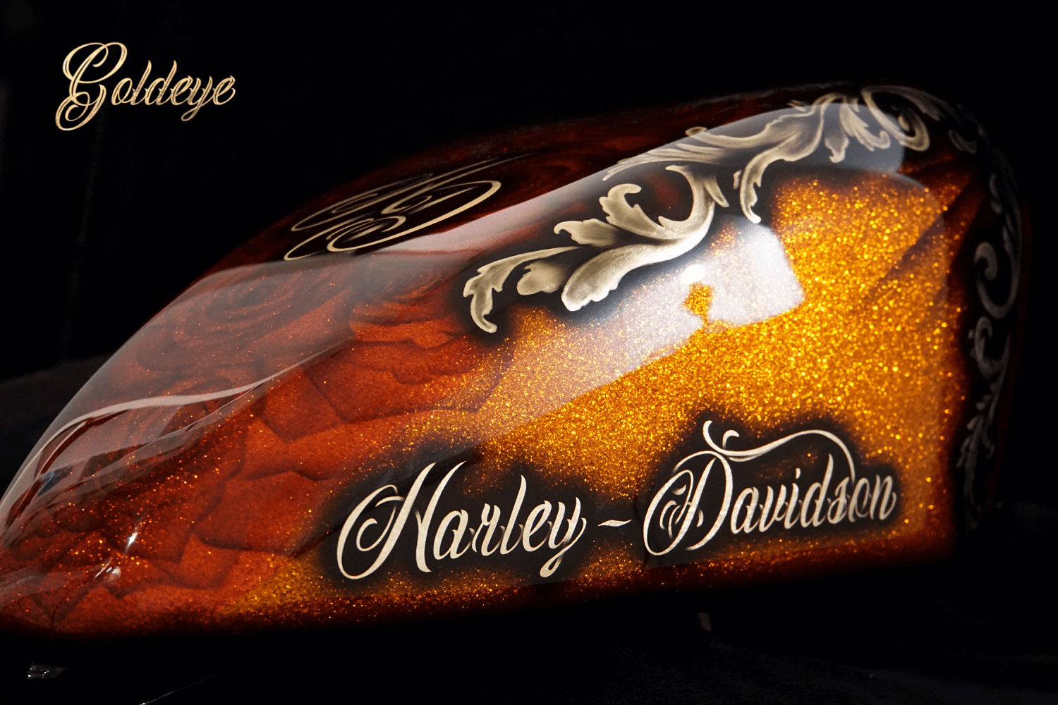 Custom Paint Harley Davidson Sportster 48 Rosen Airbrush, Gold, Metalflakes Rot-Orange von Goldeye