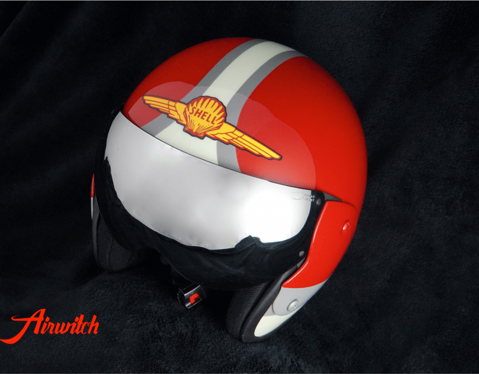 Custom Paint Retro Helm Indian Morocycle mit Streifen in rot und pastellgrün mit Shell Logo in Airbrush