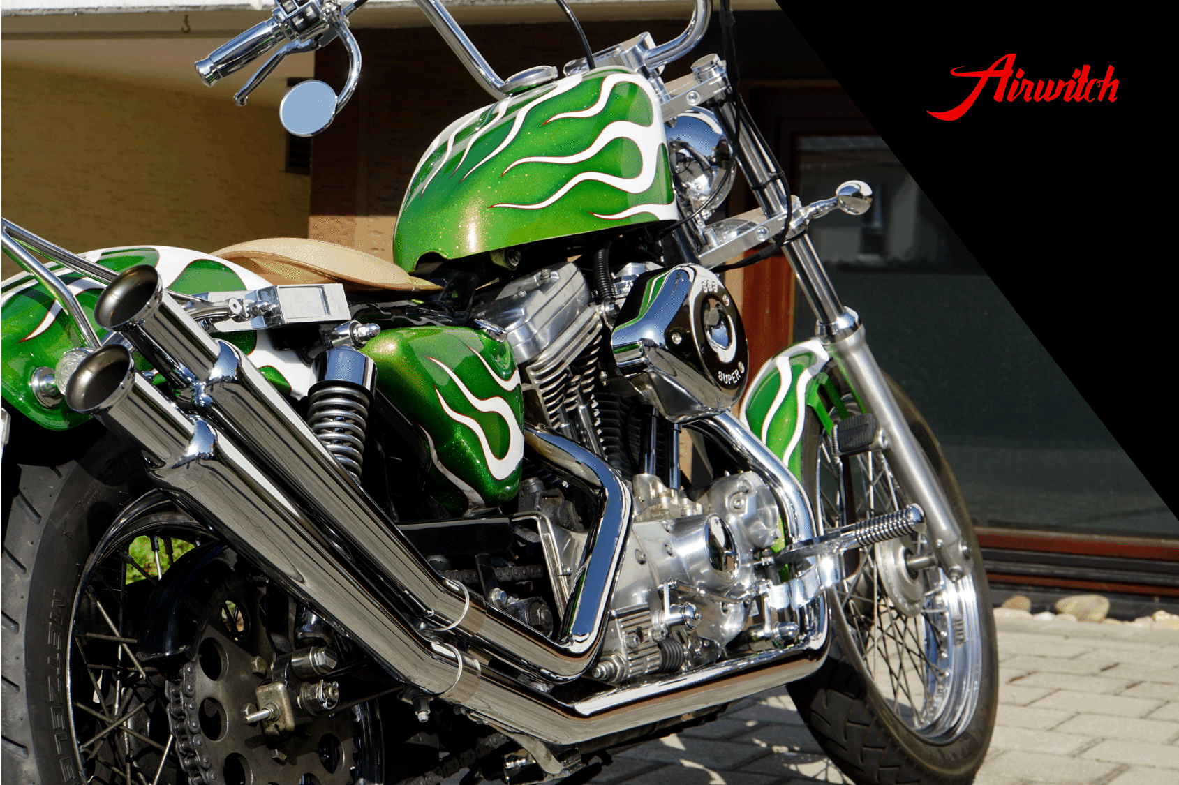 Custom Paint Green Metalflakes Lackierung white Flames Harley Davidson Sportster Tank, Fender